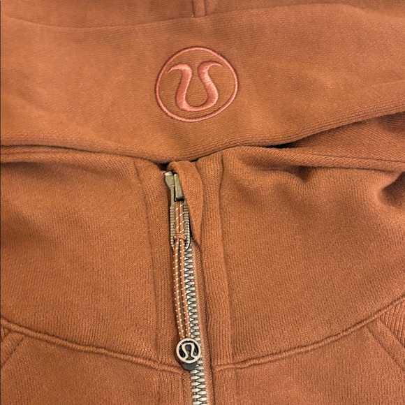 Lululemon scuba Half-Zip - Picture 2 of 4